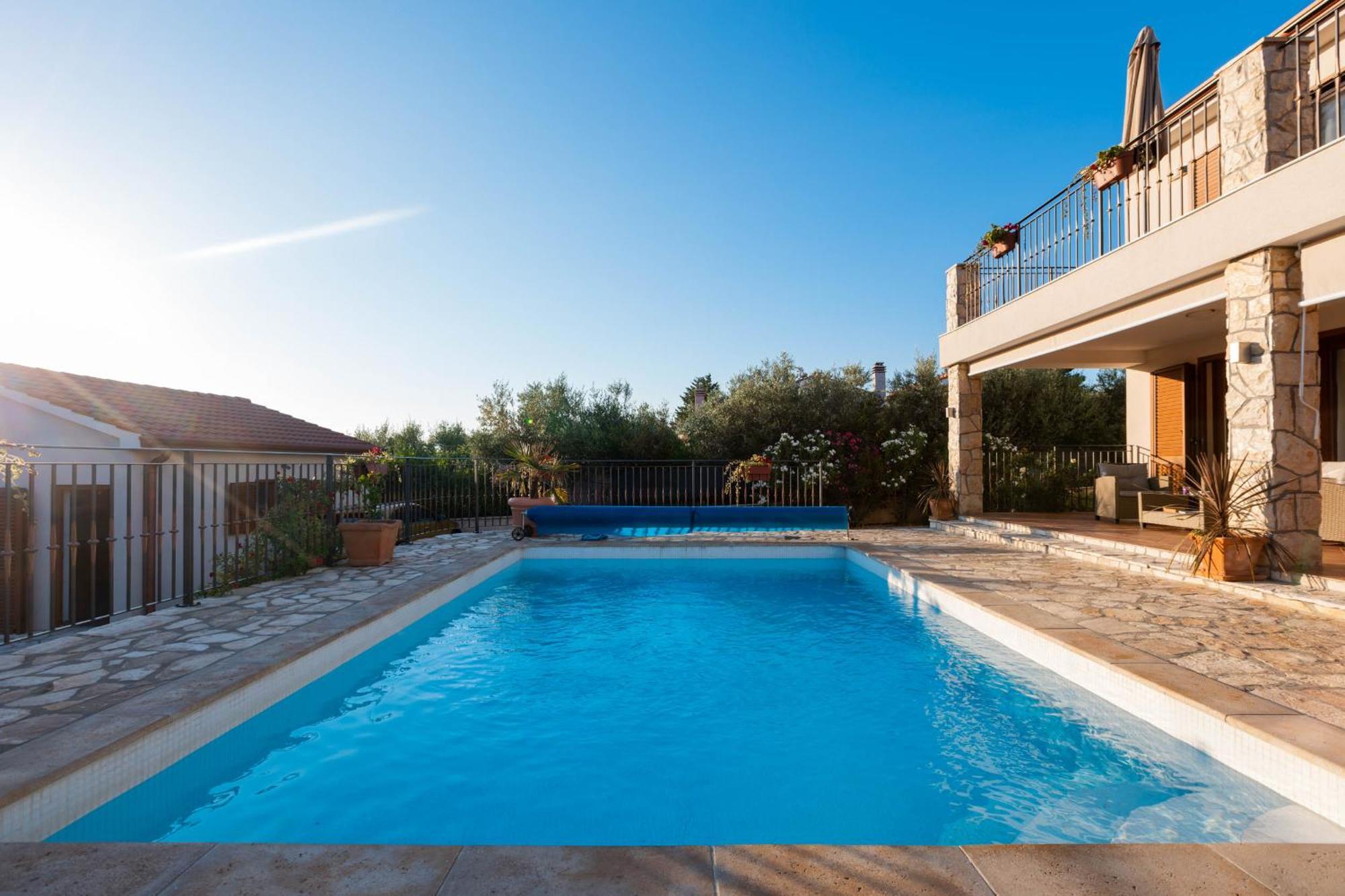Villa Sara - Perfect Family Holiday Brzac Экстерьер фото