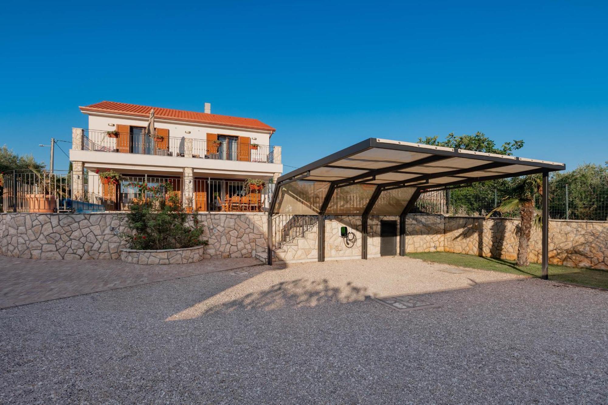 Villa Sara - Perfect Family Holiday Brzac Экстерьер фото